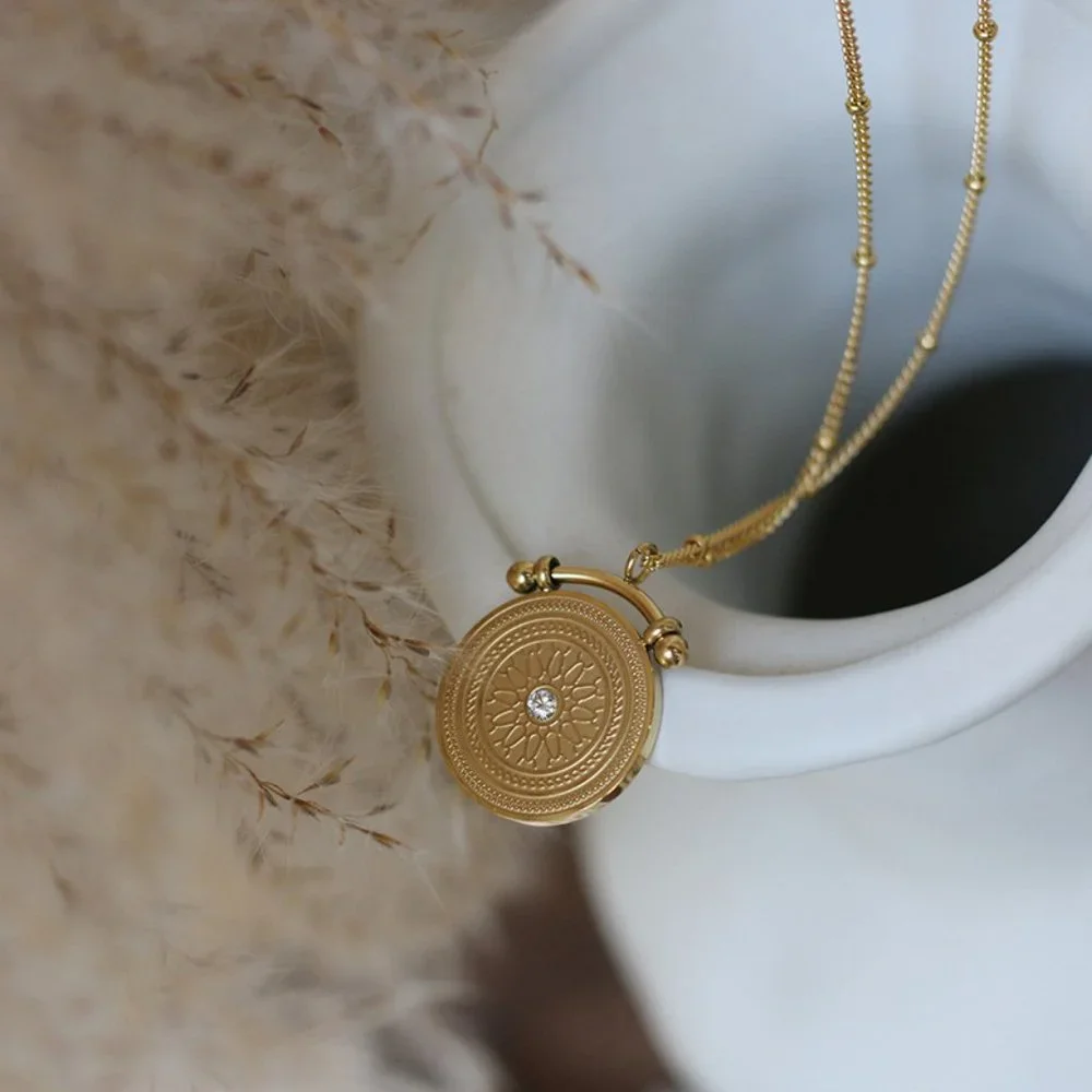 NEW 18K Gold Plated Vintage Diamond Coin Star Double Layer Necklace